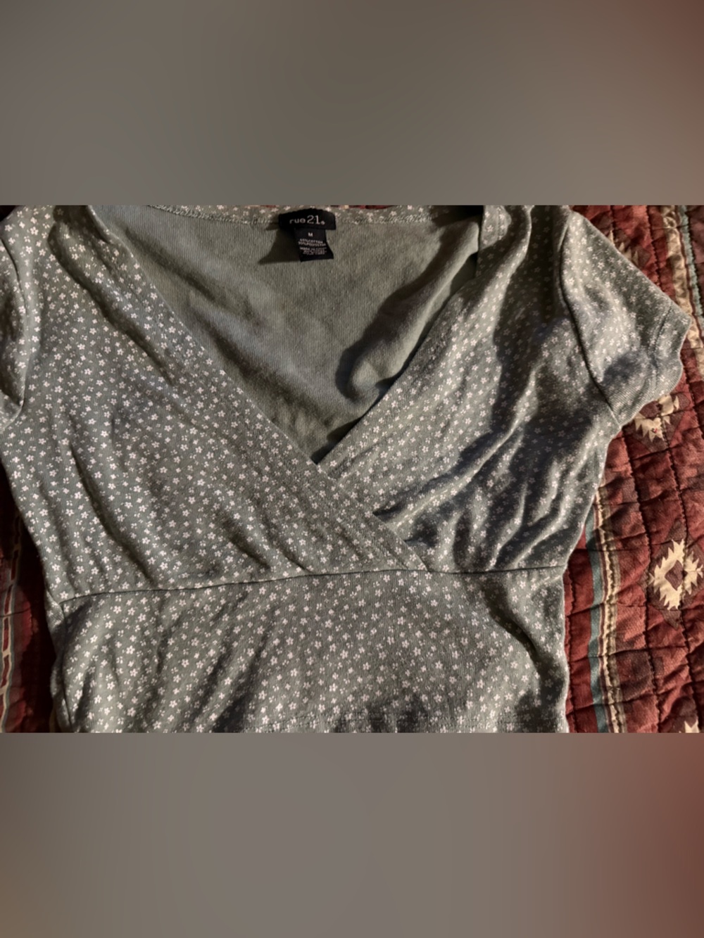 Rue21 Gray Floral Wrap-Style Women’s Crop Top